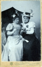 Clara Häfner and unknown person circa 1885