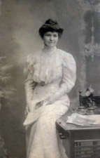 Clara Leidhold circa 1900