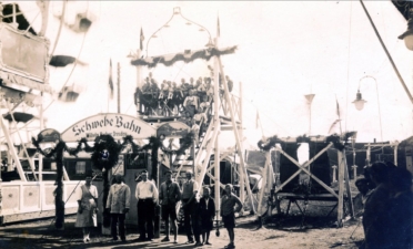 Schwebebahn-Zip Line ride circa 1933